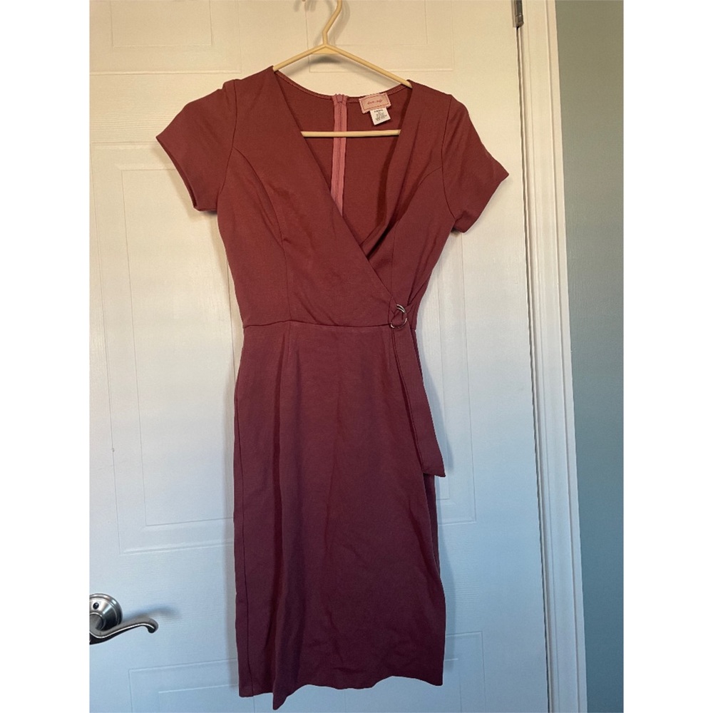 Cute work dress. Semi formal.